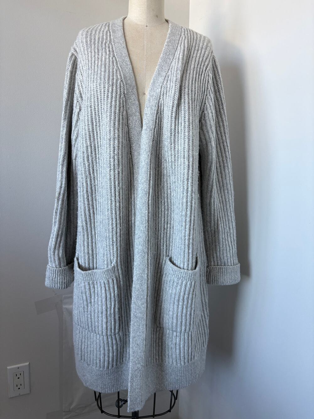 Wool Chunky Ribbed Open Coatigan Womens Size L Fisherman Heather Cream Gray Cozy